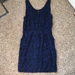 Mossimo dress size large with pockets